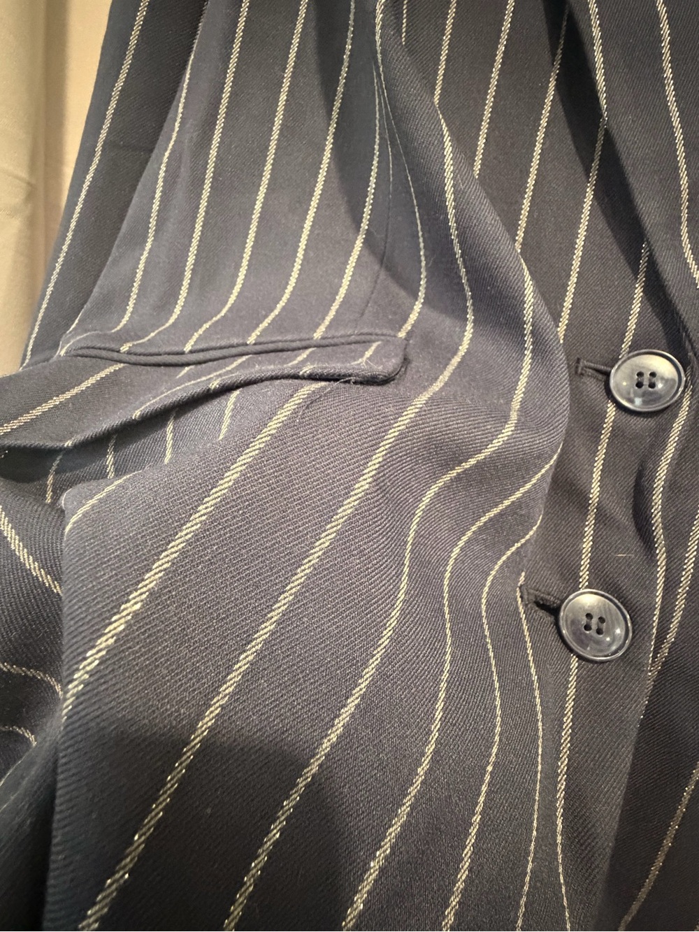 Lane Bryant Navy Pinstripe Blazer - Size 18 - Picture 4 of 5